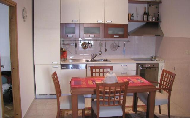 Apartment Happy Day