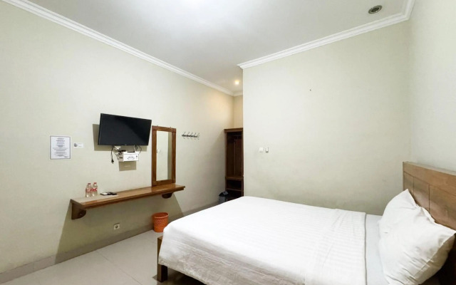 OYO 594 Joglo Manggisan Syariah