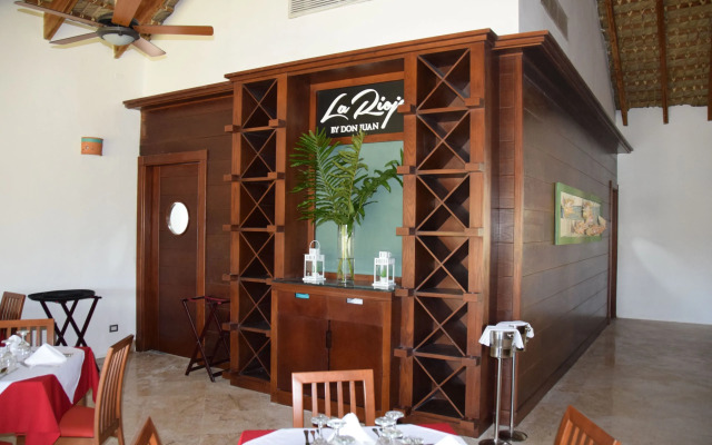 Sunset boutique hotel  All-Suites