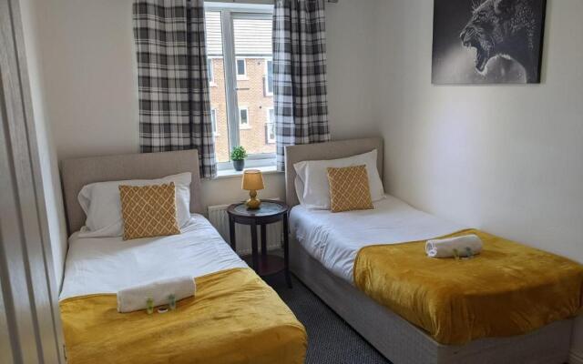 MBIZ Apartment - En-suite with Allocated Parking