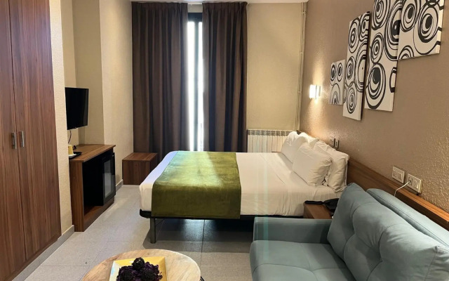 Aneto Hotel