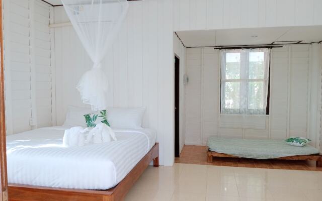 The River Retreat Koh Mak