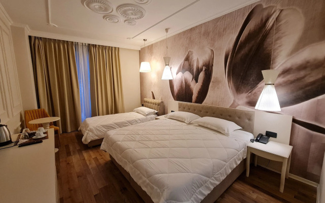 Regina City Hotel