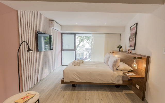 Primera Parada Lofts by Wynwood-House