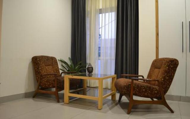 Mayur Hotel Bar And Restaurant