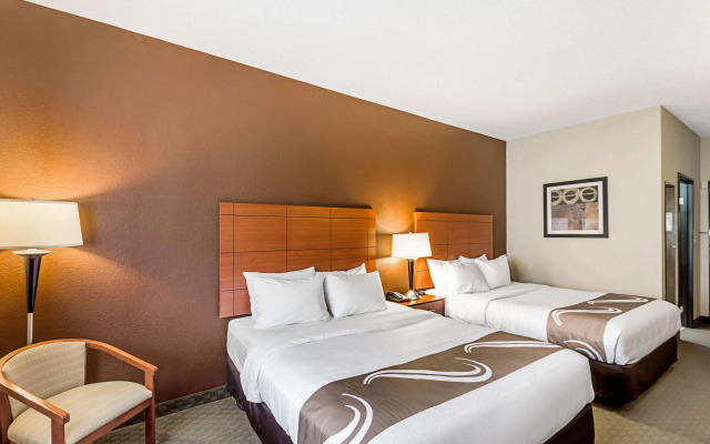 Quality Inn Sheboygan North I-43