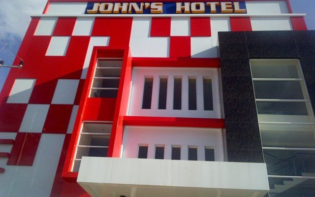 Hotel John's