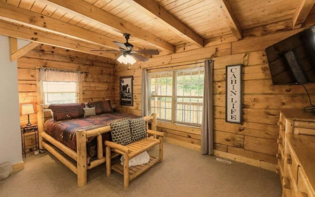 Mountain Paradise 3 Bedroom Cabin