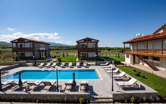 Chateau Mosmieri Resort