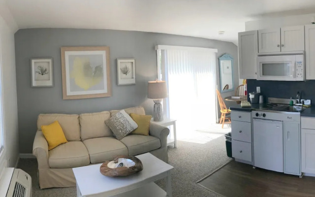 Craigville Beach Inn