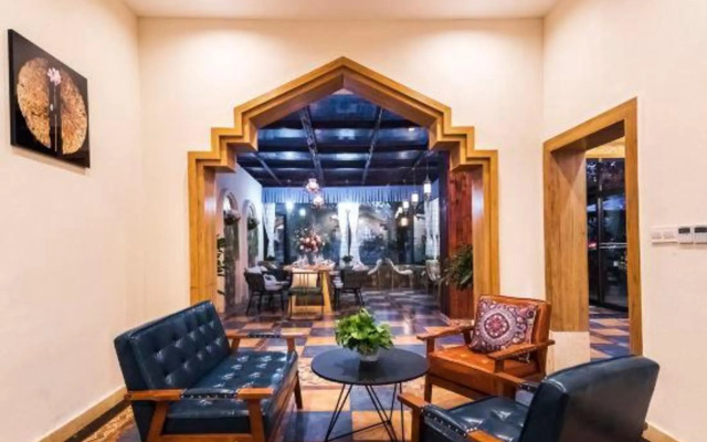 Riverside Pool Hotspring Boutique Hotel