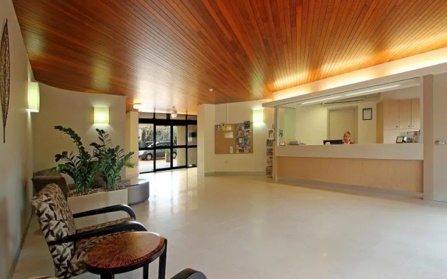 Kirribilli Riverfront Apartments