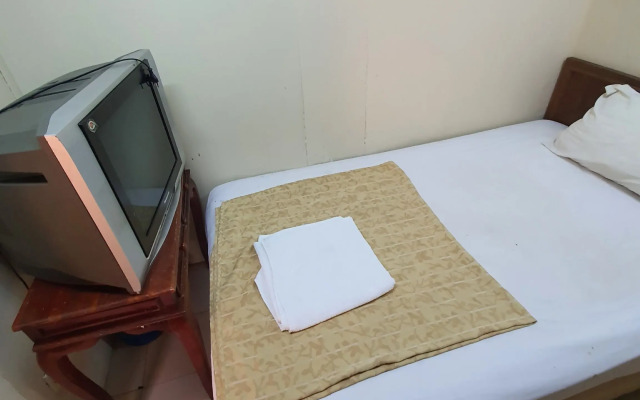 SPOT ON 90137 Casavilla Hotel Pudu