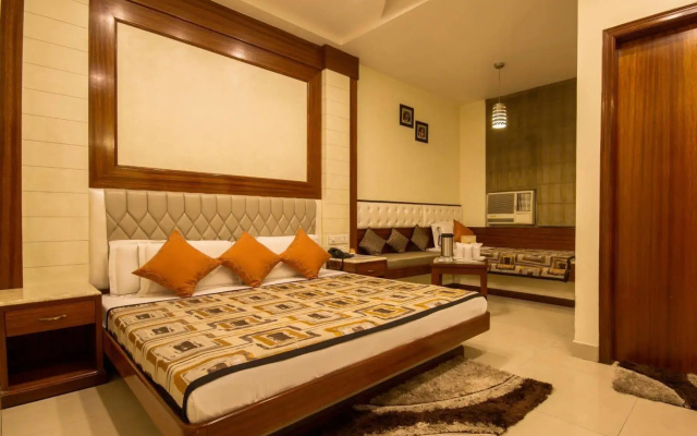 Hotel Aster Inn