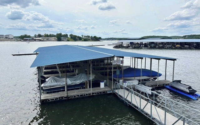 Osage Oasis Unmatched Views, Convenient Location