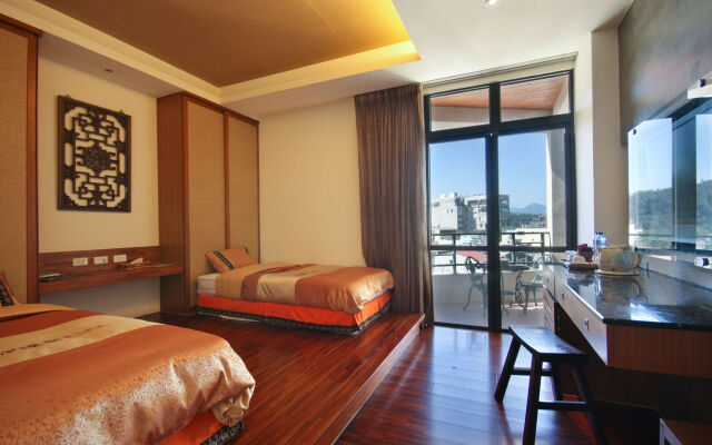 Sun Moon Lake ItaThao Vacation Inn with Elevator