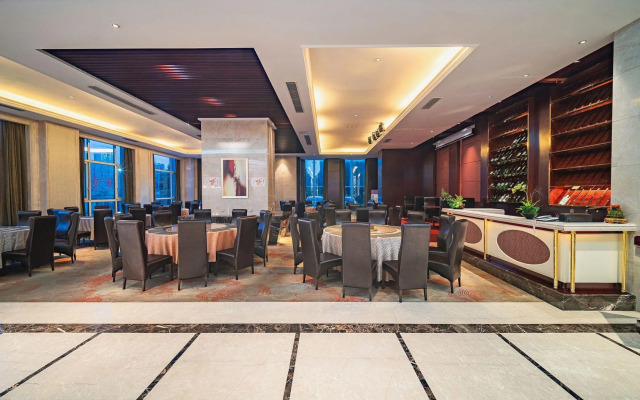 Puhua Hotel