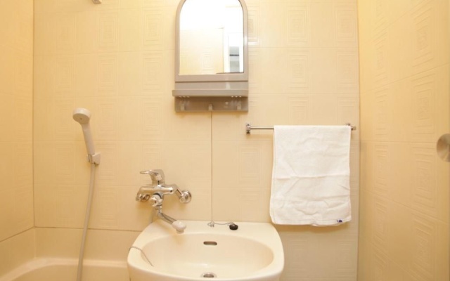 407C / Nankai Namba/Denden Town Nyh96 - Gli 106982 – Bathroom – Osaka