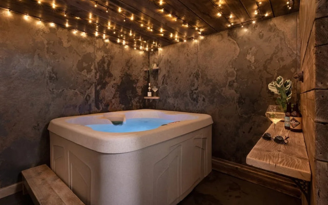 Wharton House Mews Retreat for two