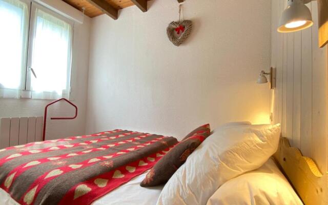 Le 103. Chalet 3 chambres. Terrasse. Parking. wifi.