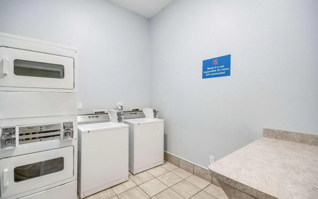 Motel 6-Houston, TX - Spring