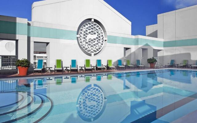 Sheraton® Suites Fort Lauderdale West