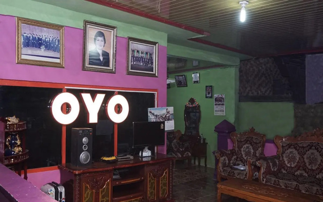 OYO 2410 Intan Hotel