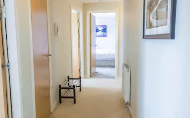 2 Bedroon Apartment With Balcony And Seaviews