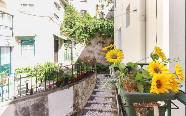Alfama Orange Loft