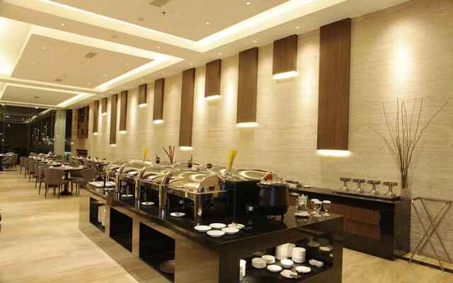 pyramid suites Hotel