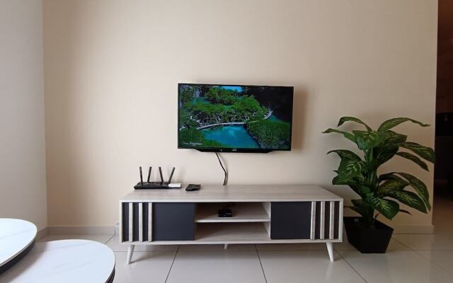 The Horizon Ipoh Dual L13 by Grab A Stay