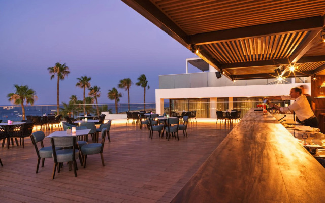 Leonardo Crystal Cove & Spa by the sea - Adults Only