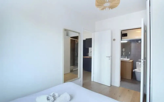 Apartment Boulogne Facing "les Passages"