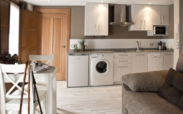 Apartamentos Turísticos Lladito