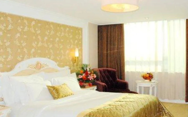 Grand Honor International Hotel