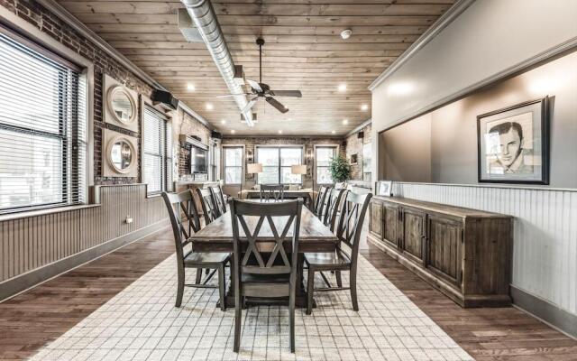 Cook Loft