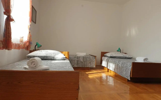 Apartments Ivo 514