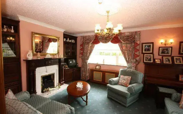 Ashbrook House Bed & Breakfast