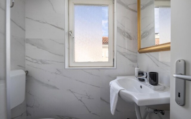Nice Apartment in Malinska With Wifi and 3 Bedrooms