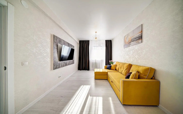 Apartment MoreSolnceApart on Estonskaya Street