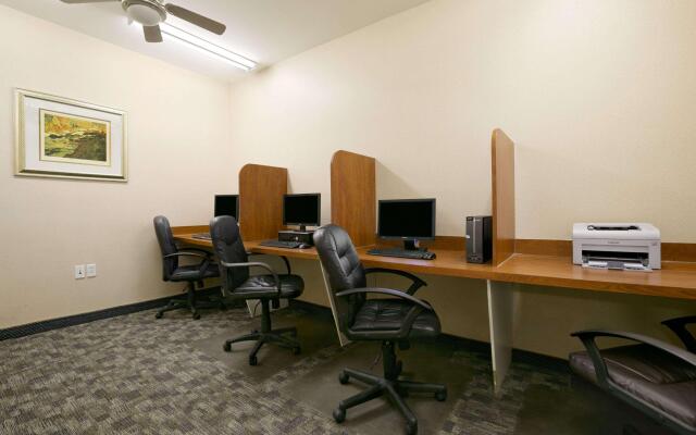 Days Inn by Wyndham Prince Albert