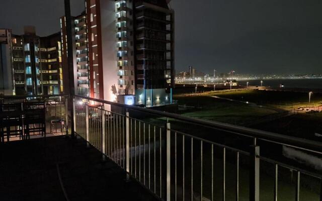 Accommodation Front - Loft Waterfront Penthouse with Ocean Views