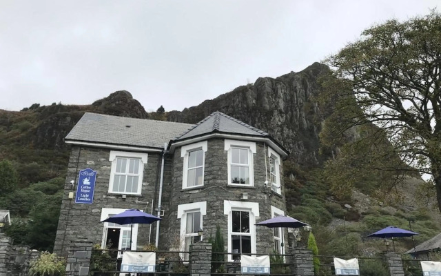 Isallt Guest House