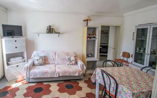 Casa Centrale (MIA110)