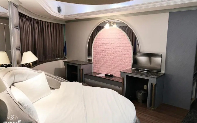 Blue Sky Business Hotel