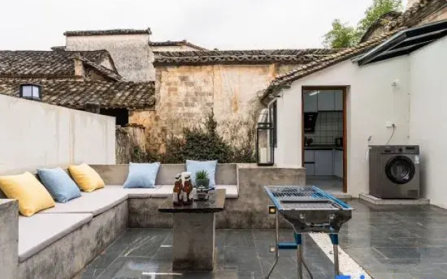 Hongcun Xiangye Whole Building Living · Design Courtyard Boutique Stay (Yuezhao Branch)
