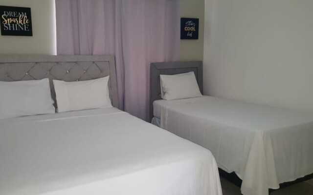 Hotel Casa Docia - Double Room With Balcony 2 Adults 1 Child - 1