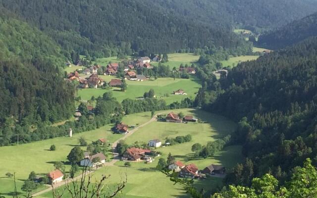 Gästehaus Adler Albtal