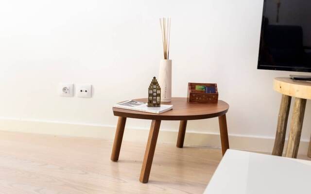 Modern Terrace Apartment Rentexperience