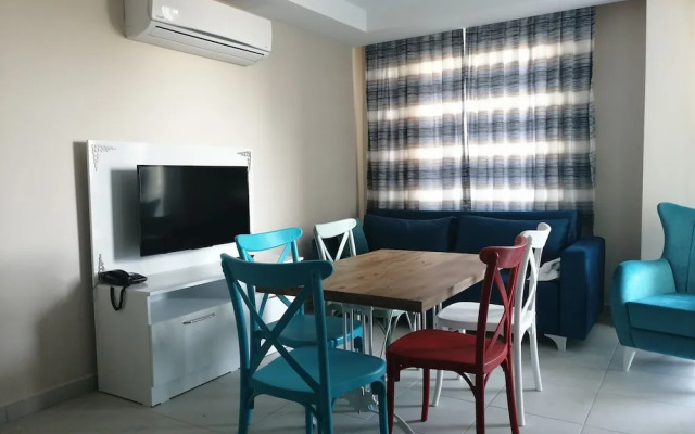 Cemre Apart
